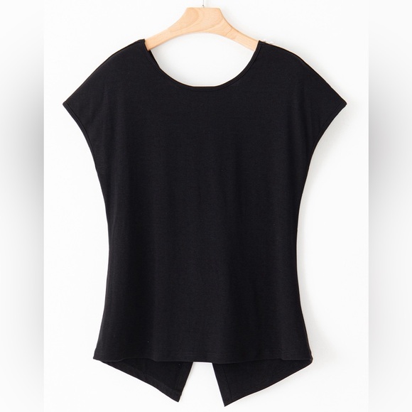 Black Pearls Embellished Twist Back Tee - Picture 10 of 13